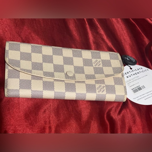 Louis Vuitton Handbags - Luis Vuitton Damier Azur Emilie Wallet